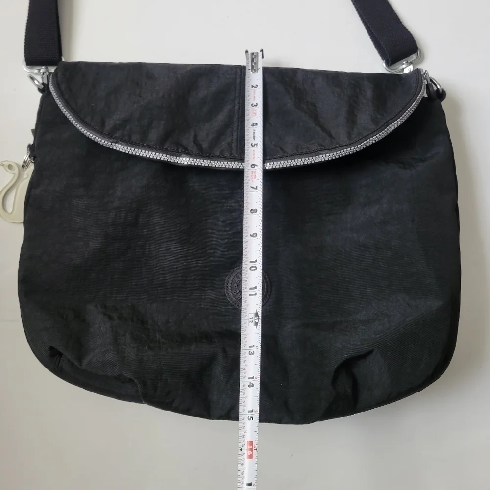 Kipling DIGISLING TM 4887. Crossbody Messenger bag.